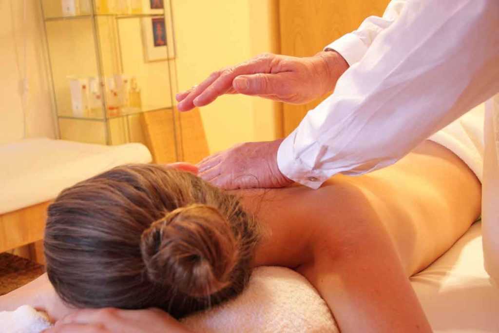Wellness Anti-Aging Massage Marnitz-Therapie Schlüsselzonenmassage